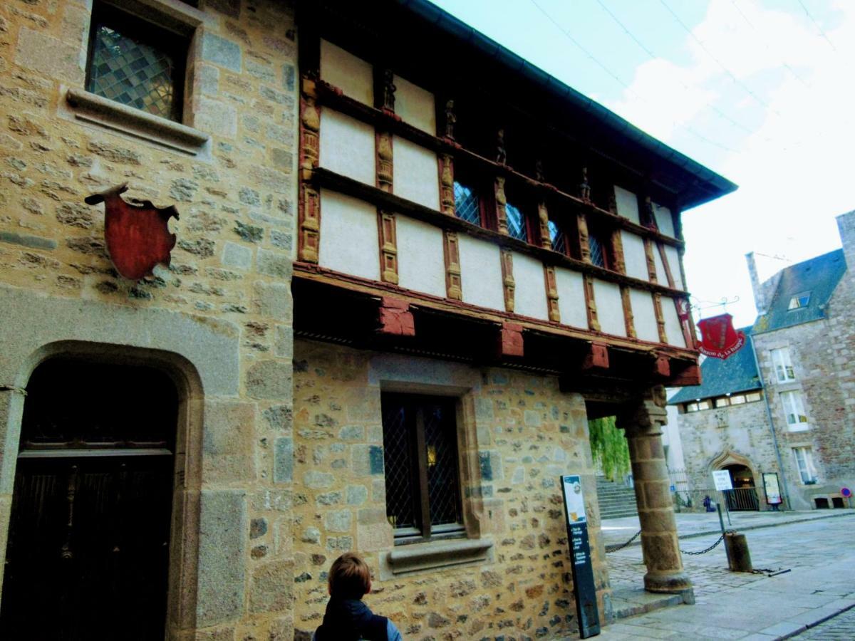 Gate House Lodge Dinan Zewnętrze zdjęcie