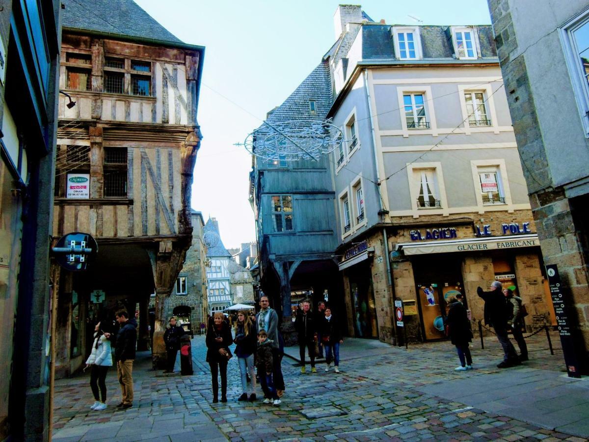 Gate House Lodge Dinan Zewnętrze zdjęcie